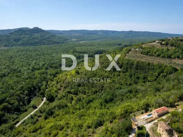 4-bedroom Villa In Motovun, Croatia (310 M²)