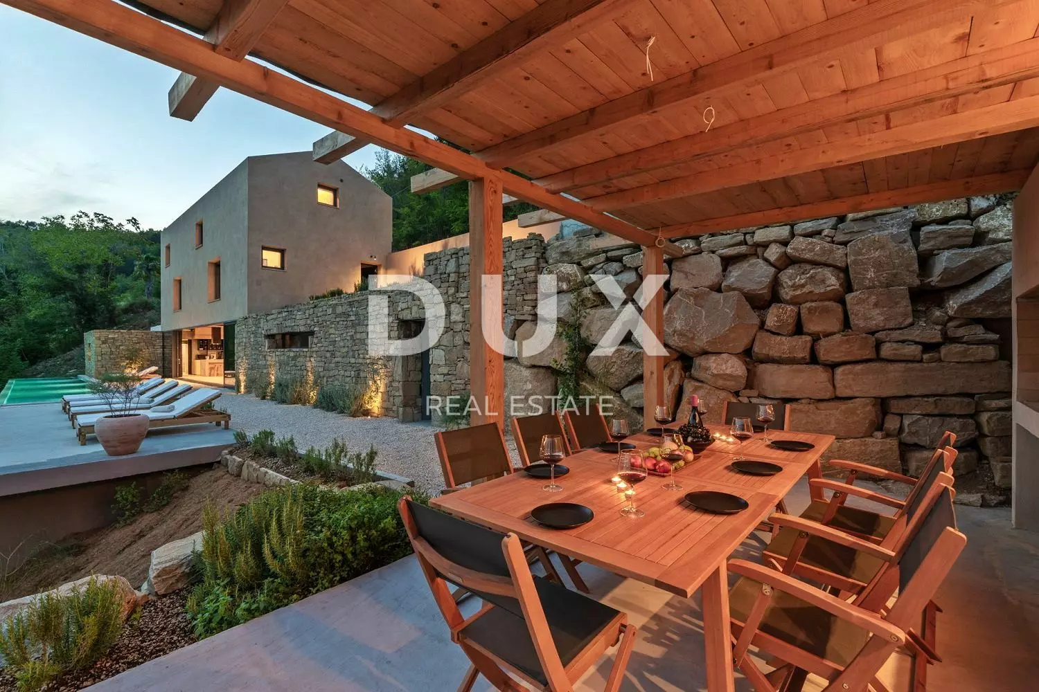 4-bedroom Villa In Motovun, Croatia (310 M²)