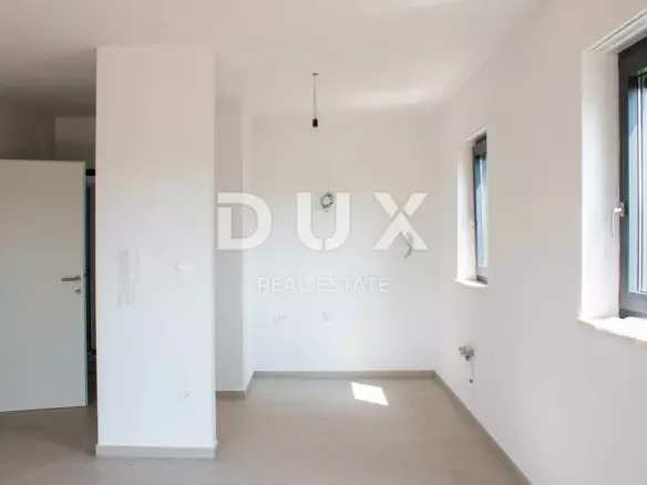 3-bedroom Apartment In Poreč, Croatia (94,7 M²)