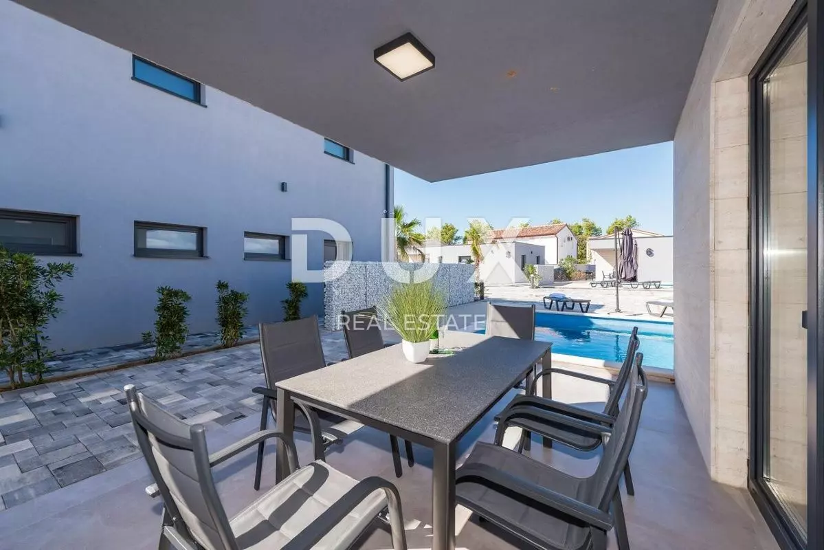 2-bedroom Villa In Vir, Croatia (107 M²)