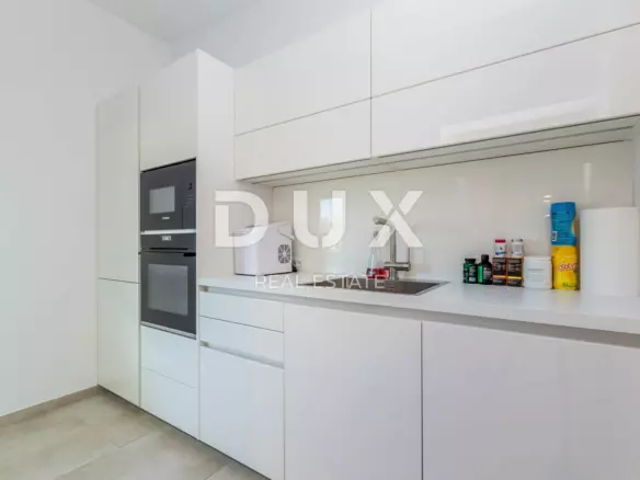 3-bedroom Apartment In Malinska, Croatia (192,88 M²)