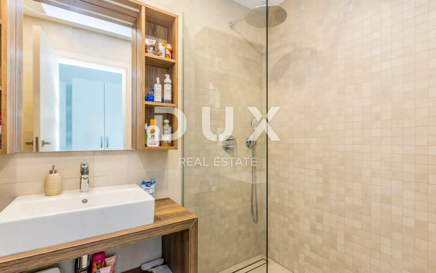 3-bedroom Apartment In Malinska, Croatia (192,88 M²)