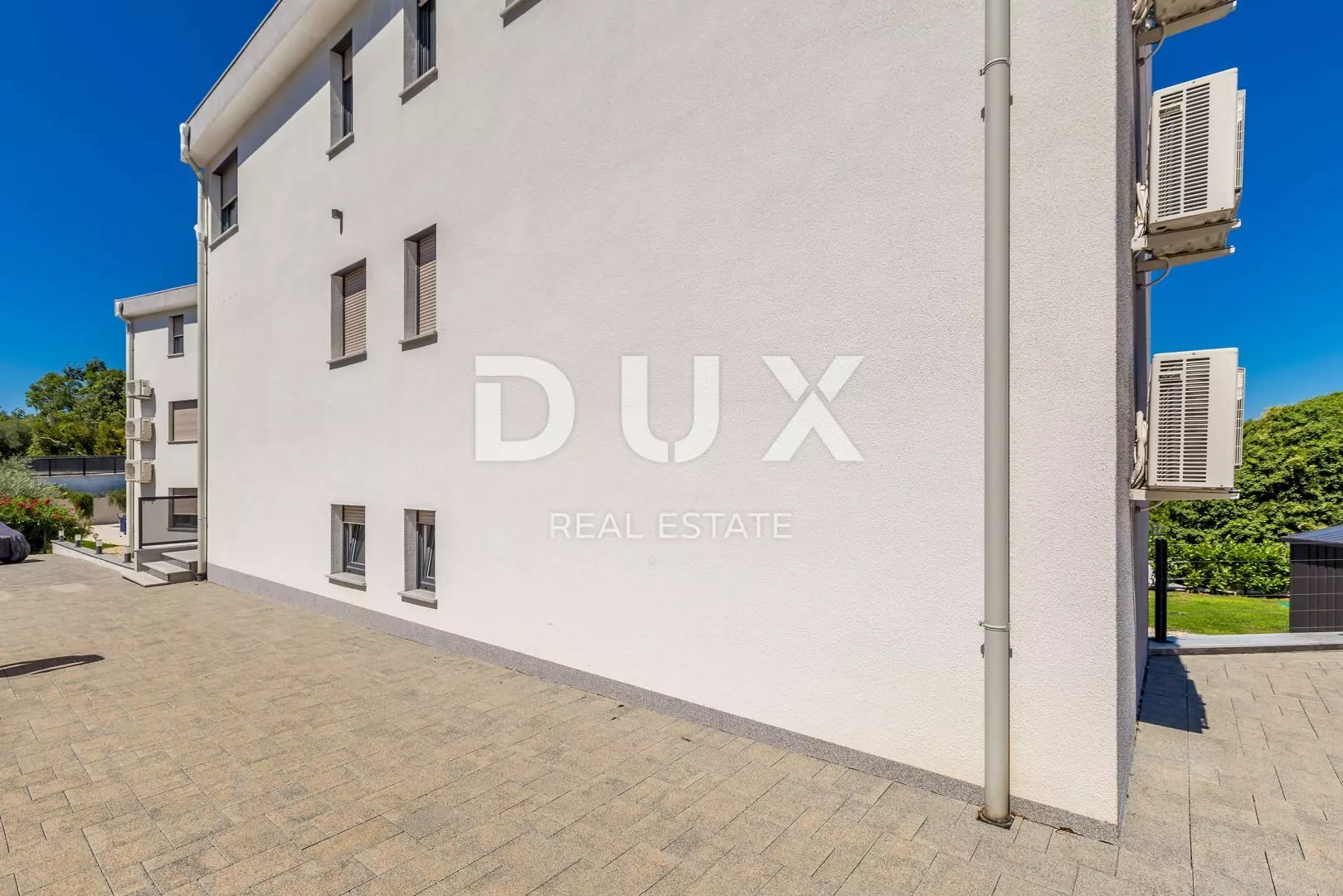 3-bedroom Apartment In Malinska, Croatia (192,88 M²)