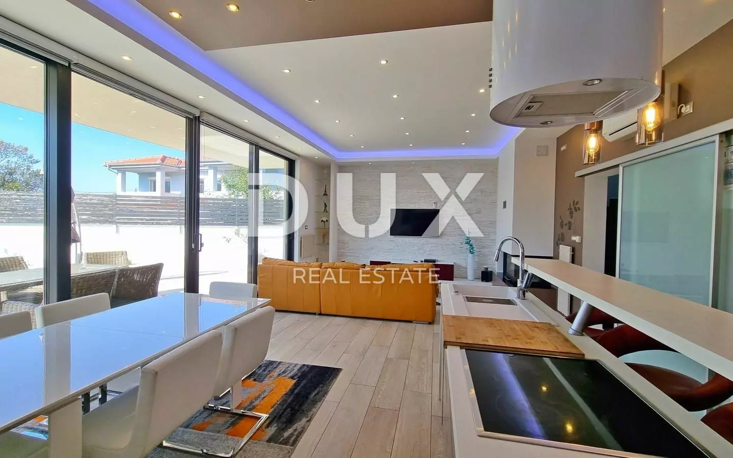 6-bedroom Villa In Šmrika, Croatia (380 M²)