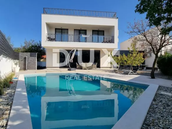 6-bedroom Villa In Šmrika, Croatia (380 M²)