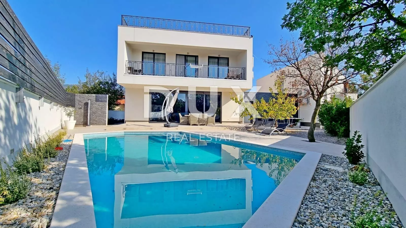 6-bedroom Villa In Šmrika, Croatia (380 M²)