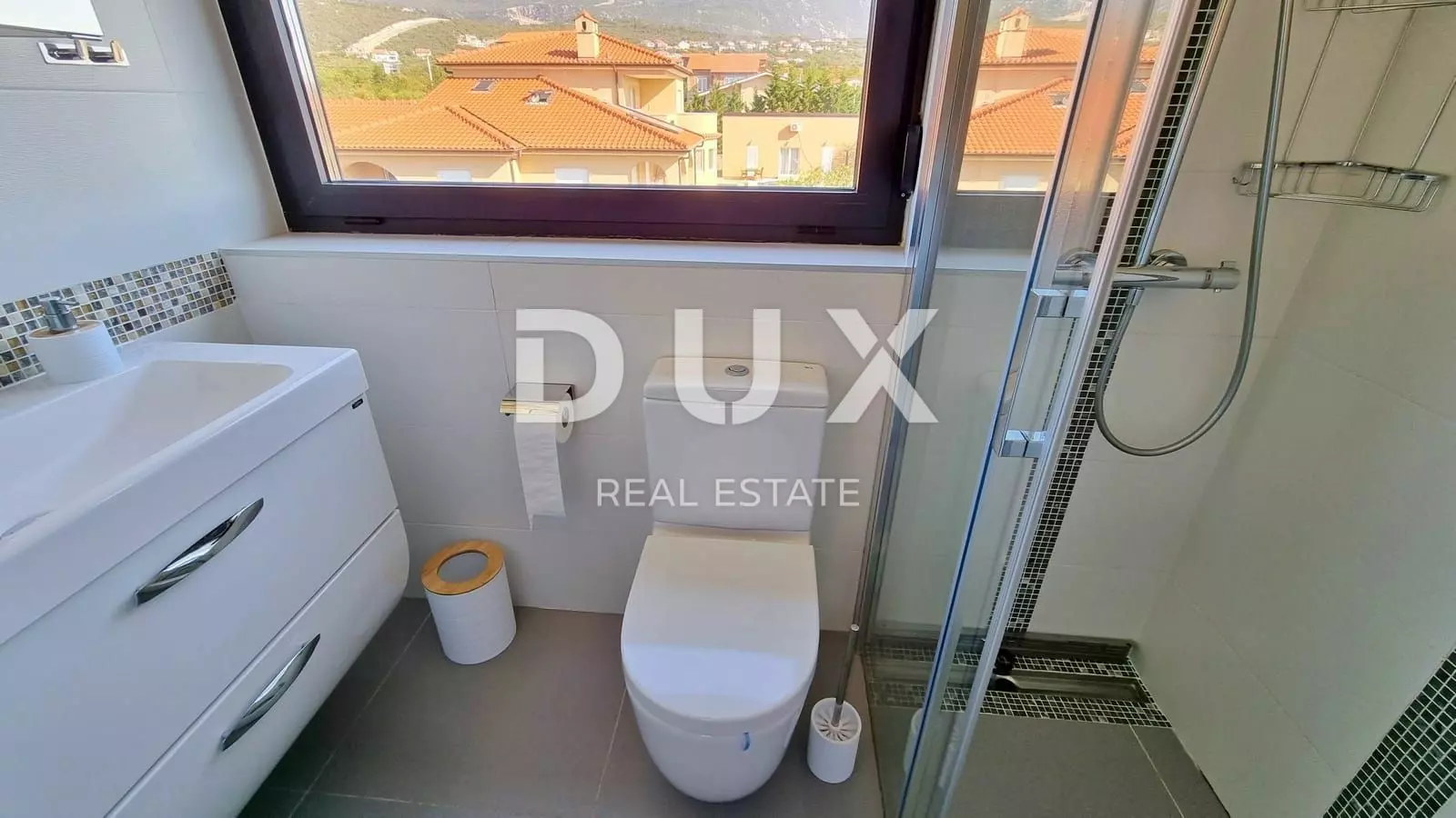 6-bedroom Villa In Šmrika, Croatia (380 M²)