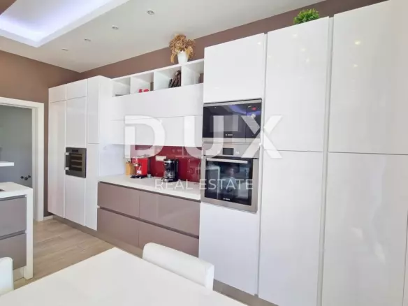 6-bedroom Villa In Šmrika, Croatia (380 M²)