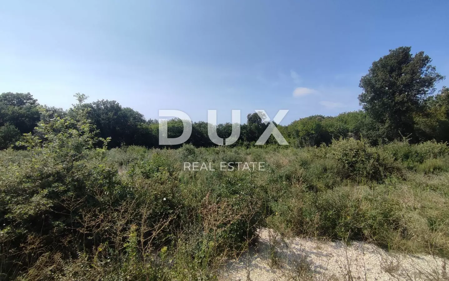 Land In Veli Vrh, Croatia (800 M²)