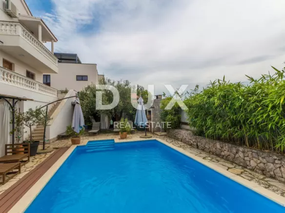 3-bedroom Apartment In Njivice, Croatia (154 M²)