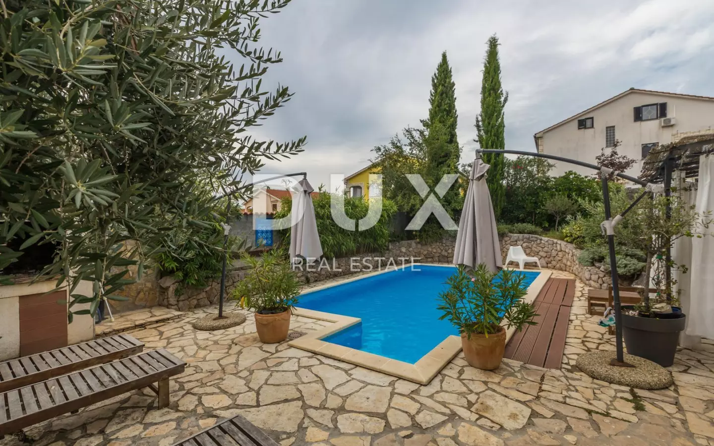 3-bedroom Apartment In Njivice, Croatia (154 M²)