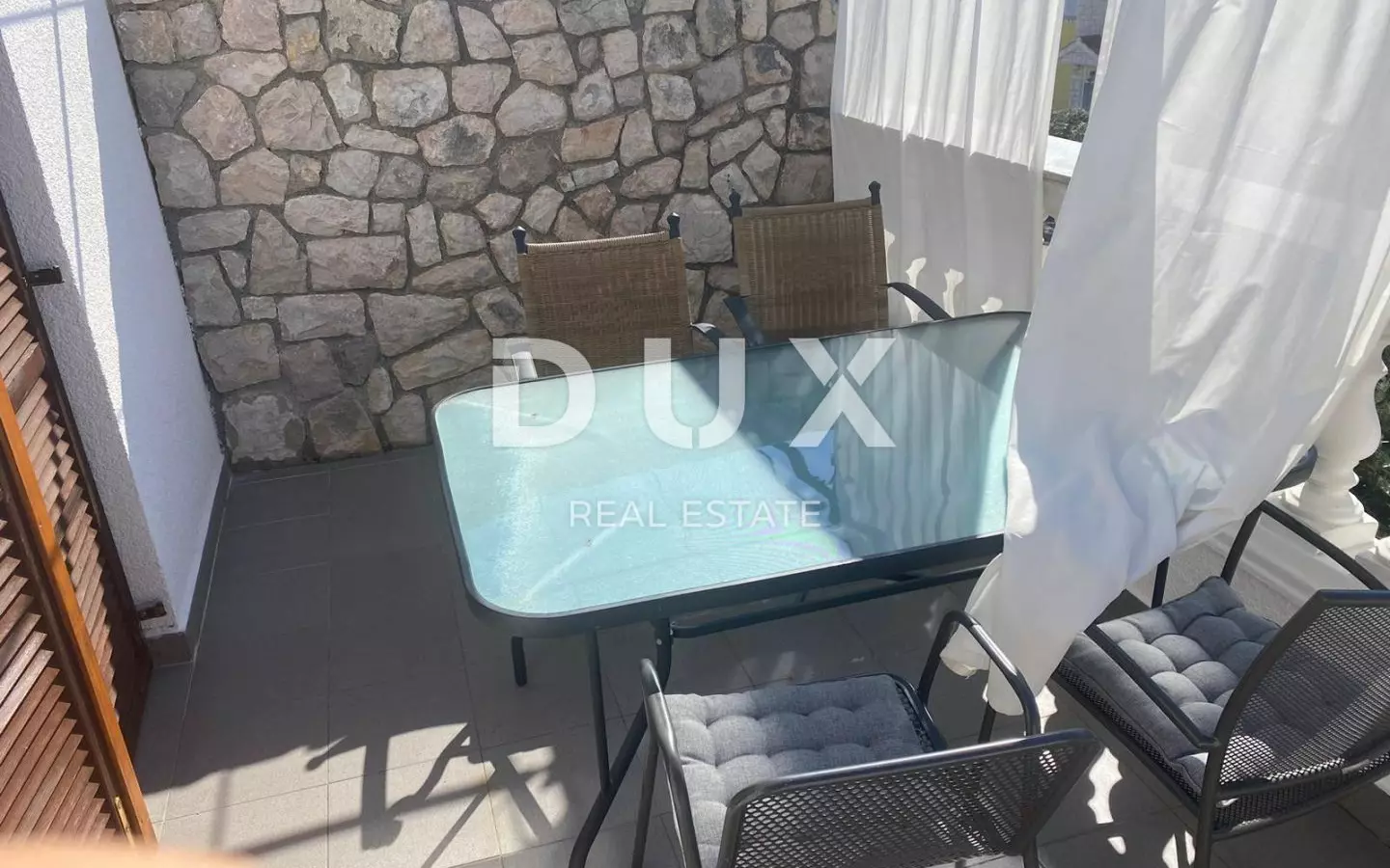 2-bedroom Apartment In Njivice, Croatia (100 M²)