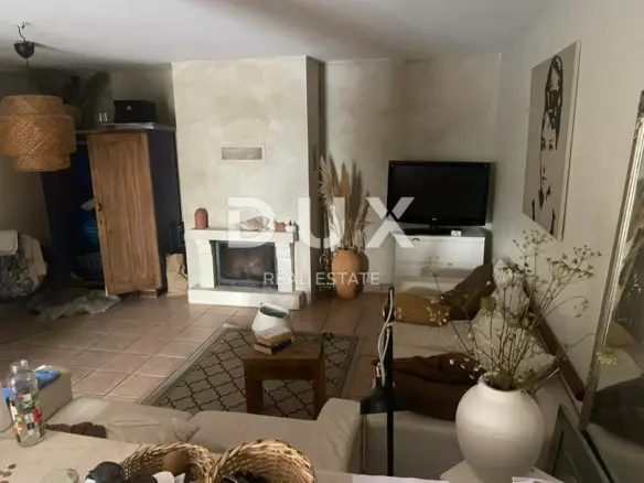 2-bedroom Apartment In Njivice, Croatia (100 M²)