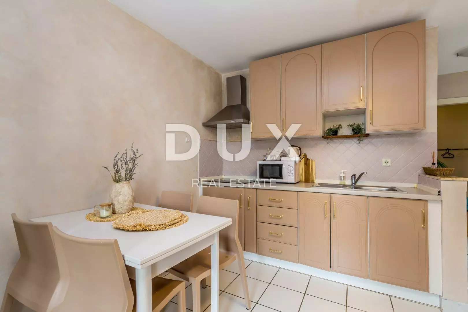 2-bedroom Apartment In Njivice, Croatia (100 M²)