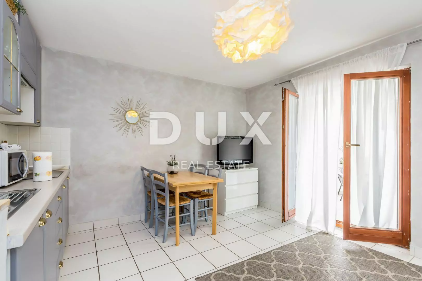 2-bedroom Apartment In Njivice, Croatia (100 M²)