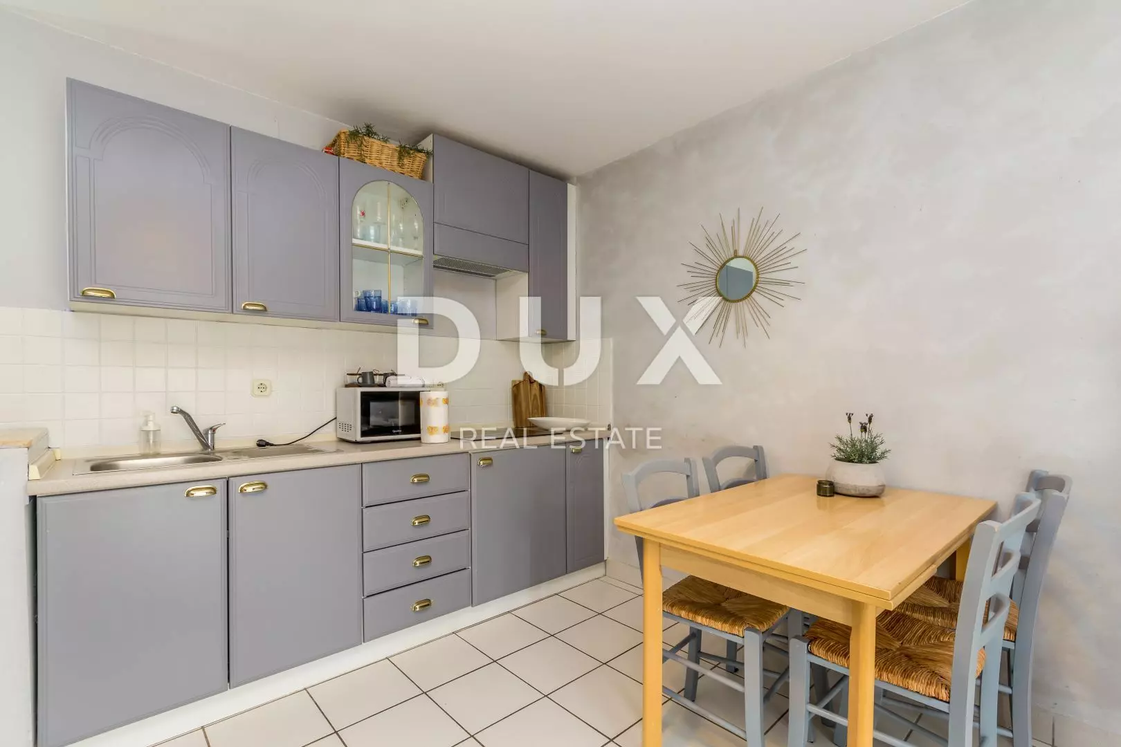 2-bedroom Apartment In Njivice, Croatia (100 M²)
