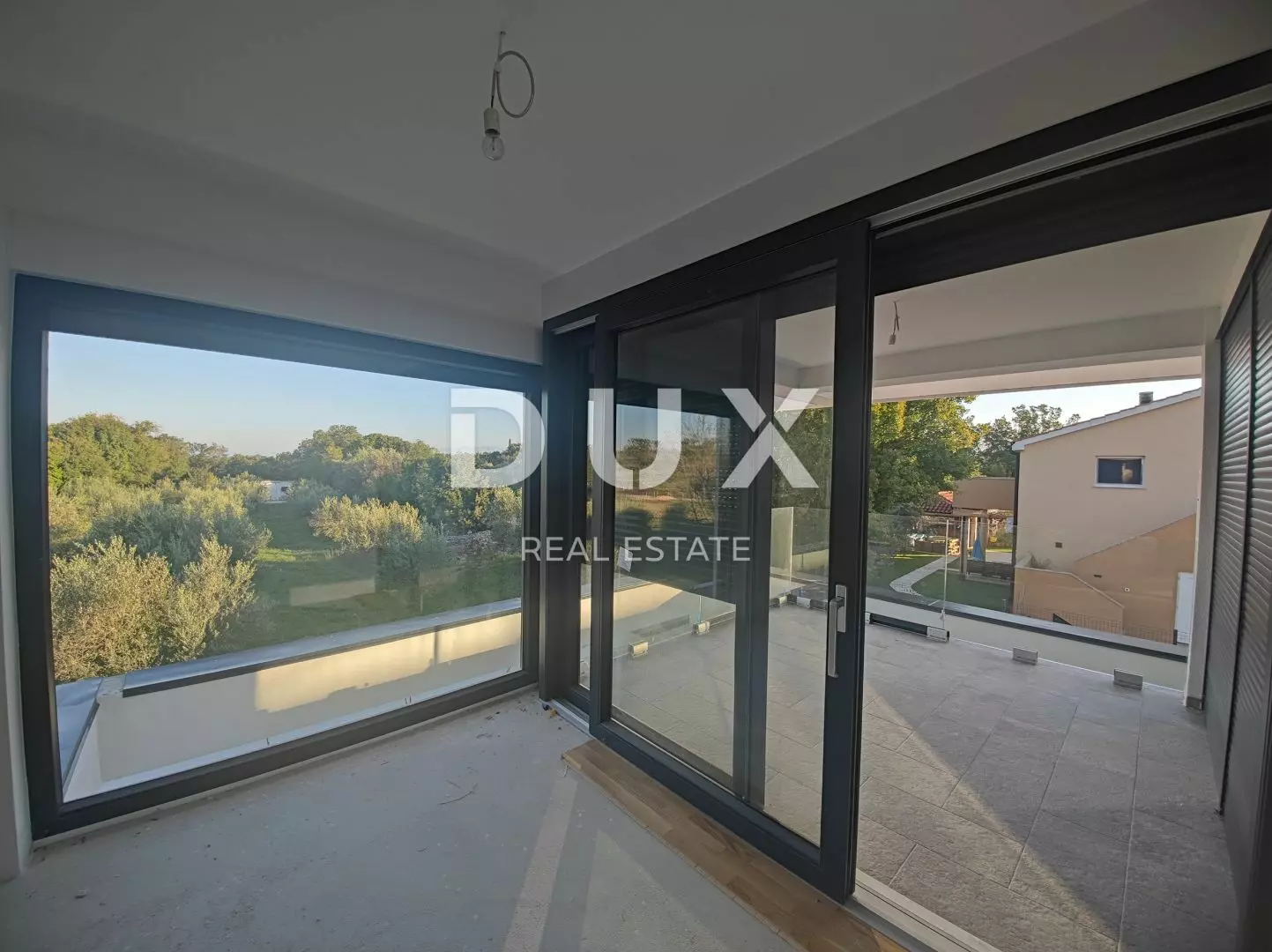 6-bedroom Detached House In Milovčići, Croatia (260 M²)