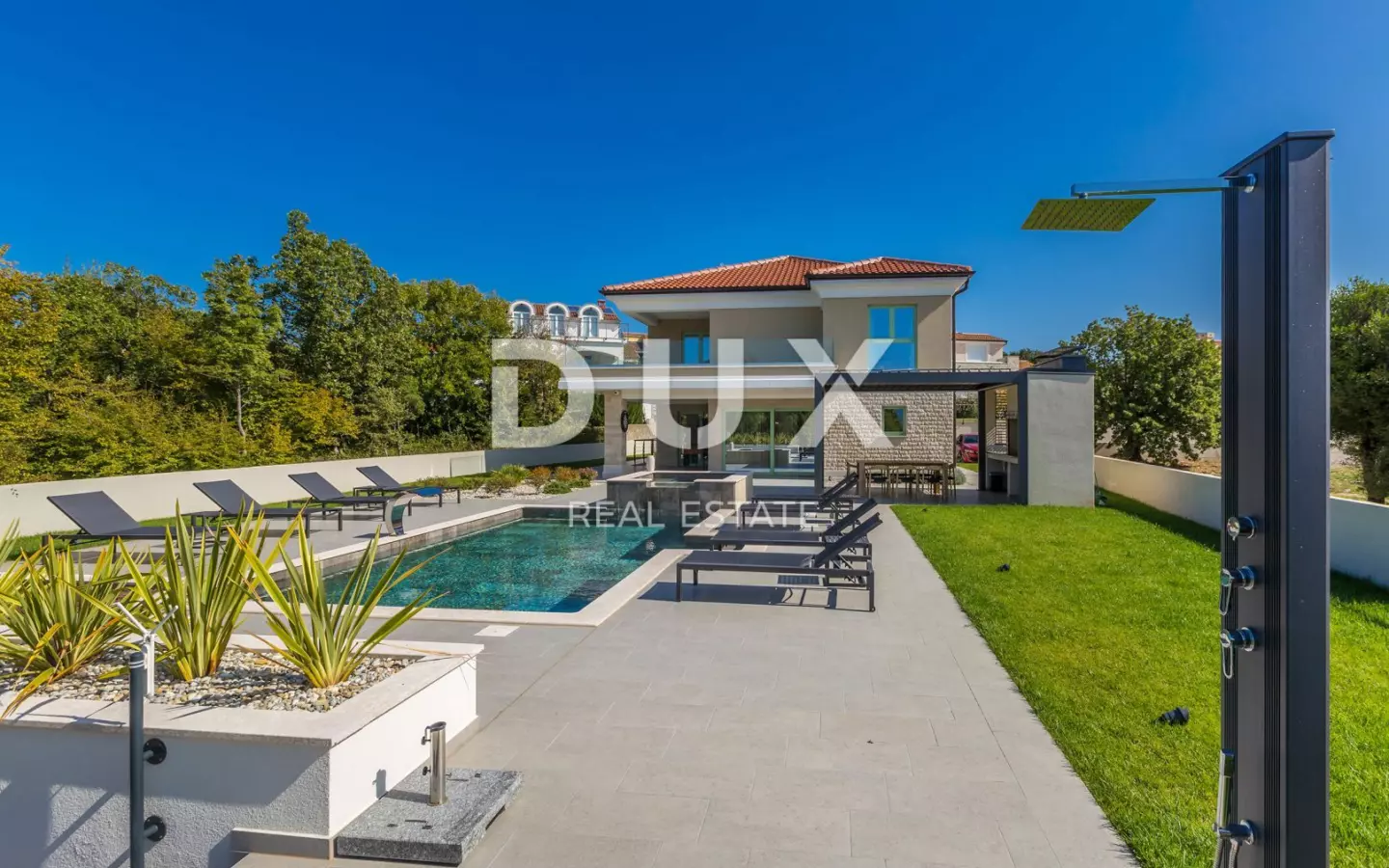 3-bedroom Villa In Brzac, Croatia (240 M²)