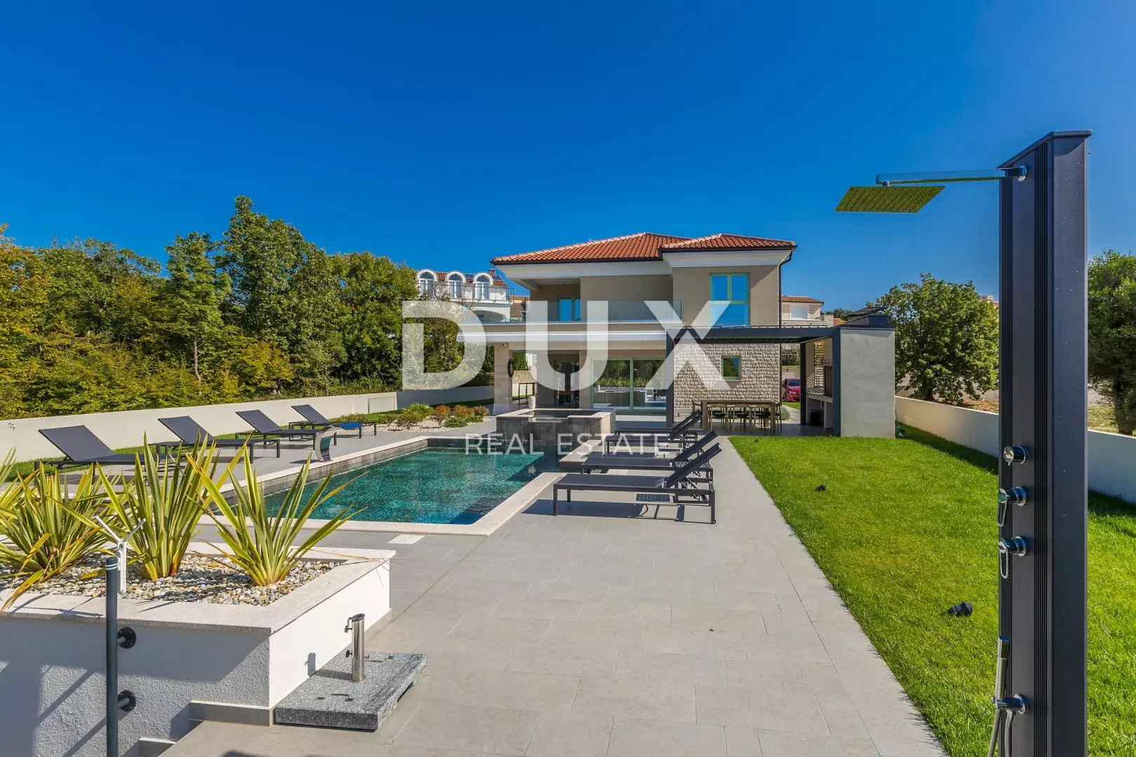 3-bedroom Villa In Brzac, Croatia (240 M²)