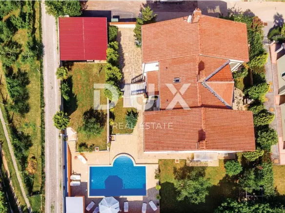 8-bedroom Villa In Banjole, Croatia (500 M²)