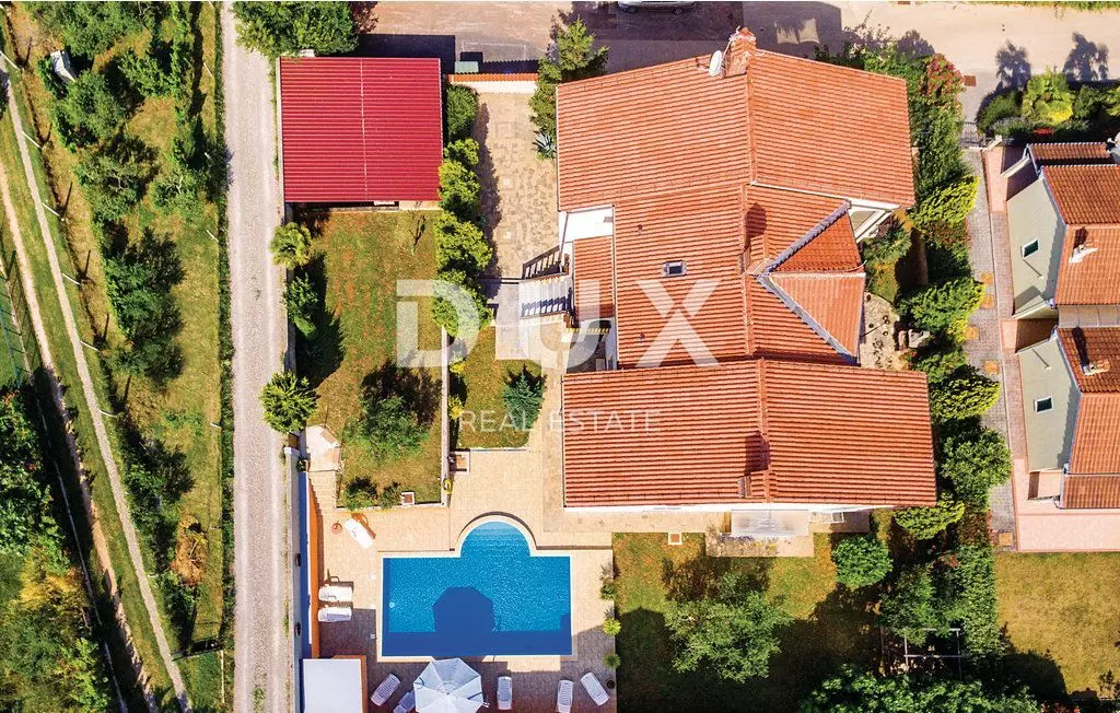 8-bedroom Villa In Banjole, Croatia (500 M²)