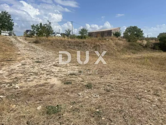Land In Vodnjan, Croatia (737 M²)