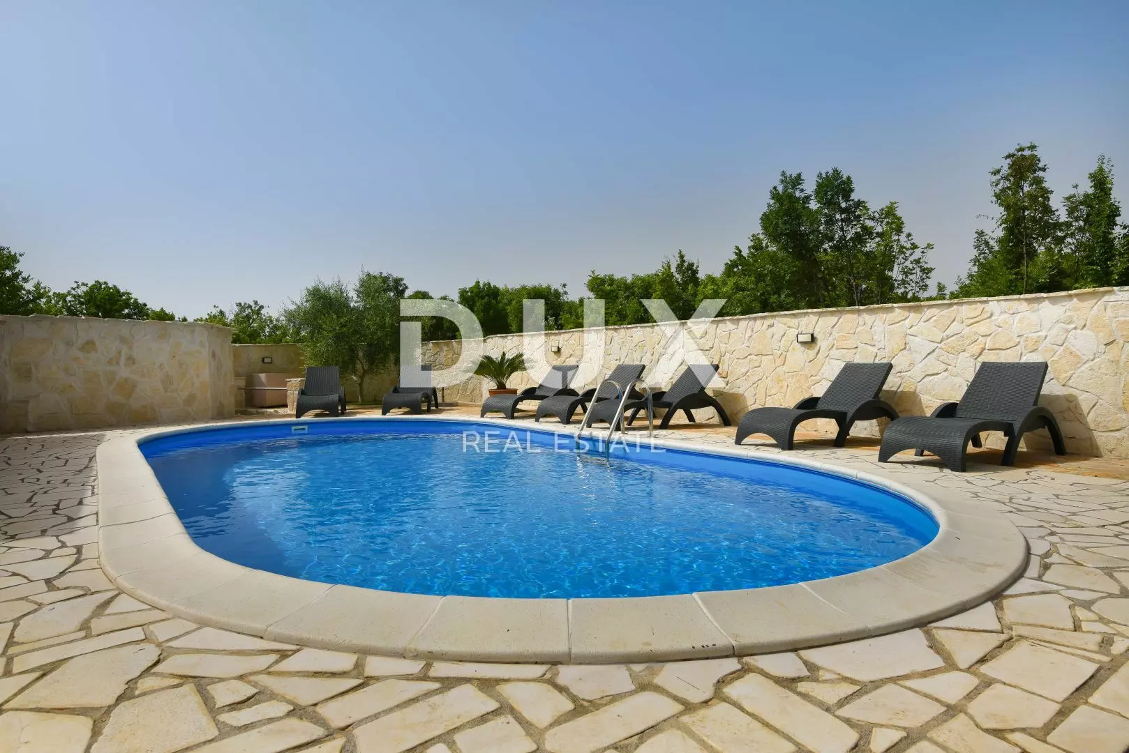 3-bedroom Villa In Pridraga, Croatia (138 M²)