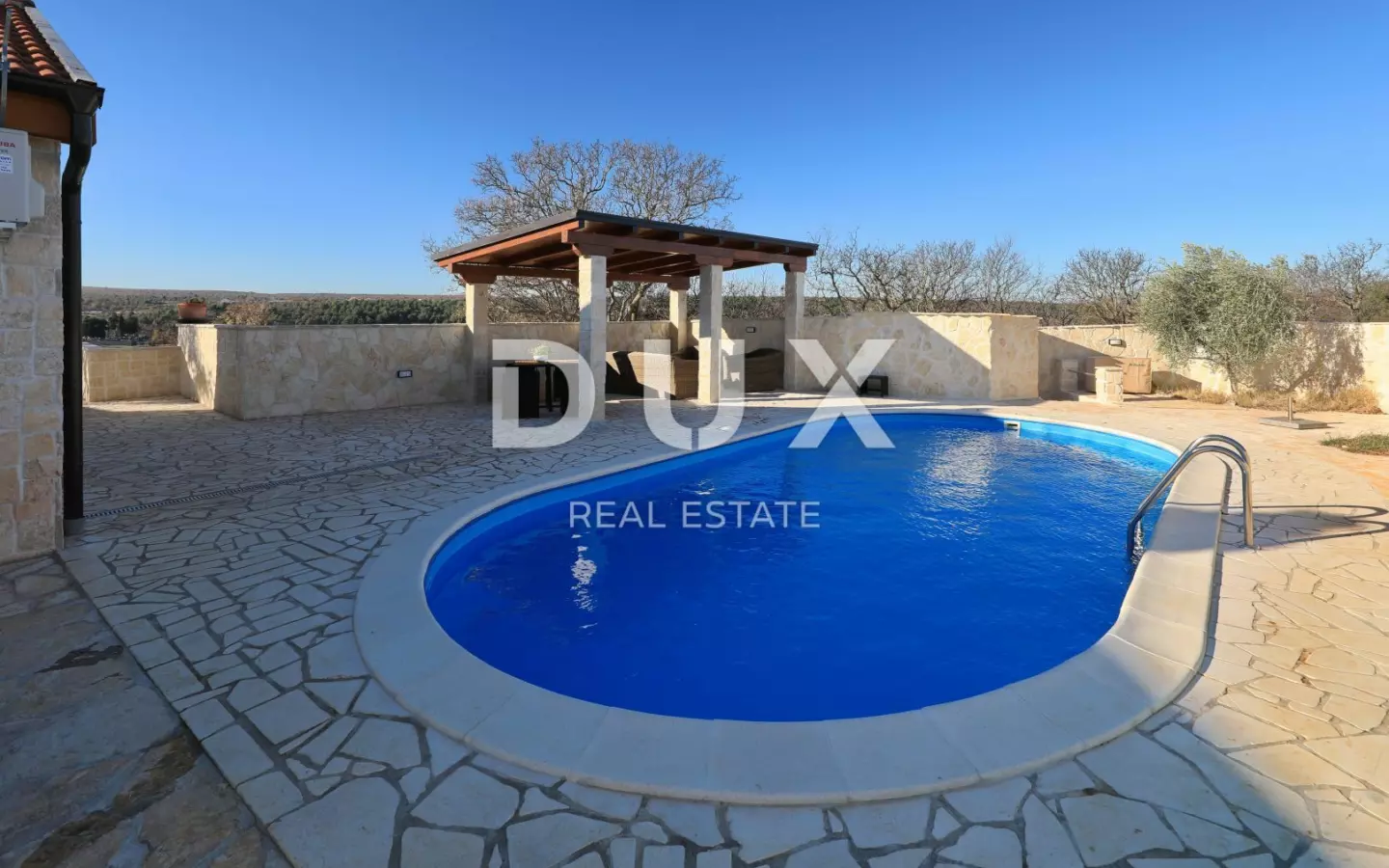 3-bedroom Villa In Pridraga, Croatia (138 M²)