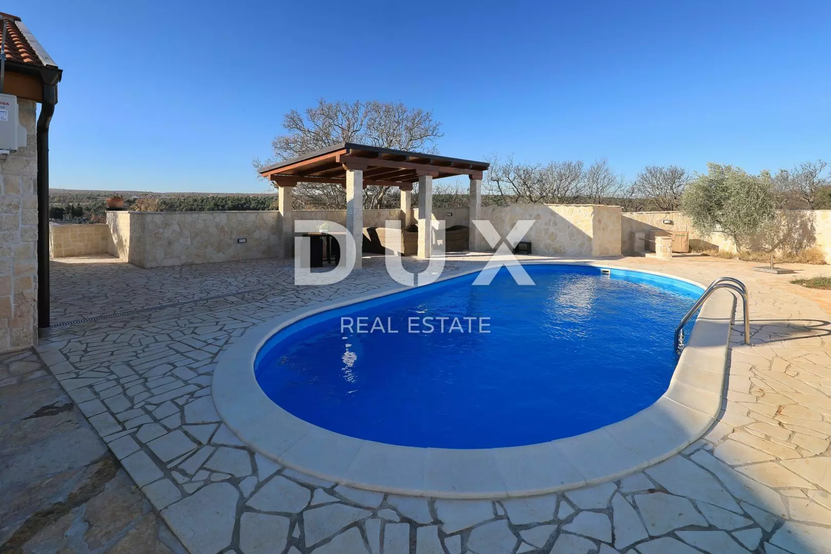 3-bedroom Villa In Pridraga, Croatia (138 M²)