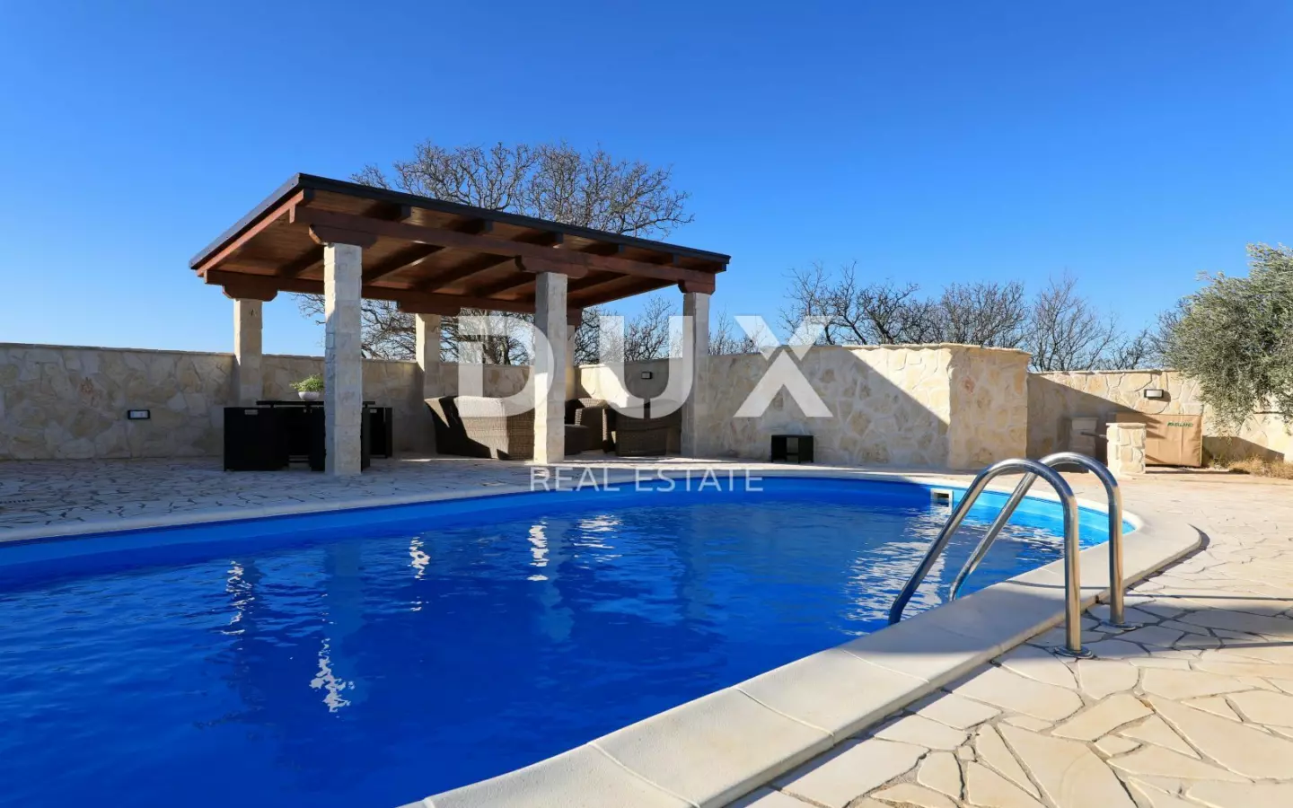 3-bedroom Villa In Pridraga, Croatia (138 M²)
