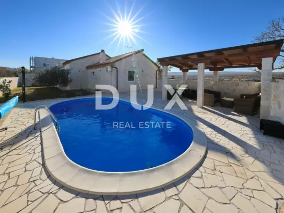3-bedroom Villa In Pridraga, Croatia (138 M²)
