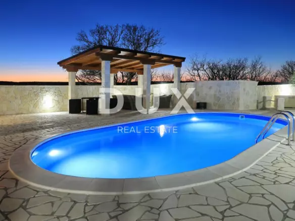 3-bedroom Villa In Pridraga, Croatia (138 M²)