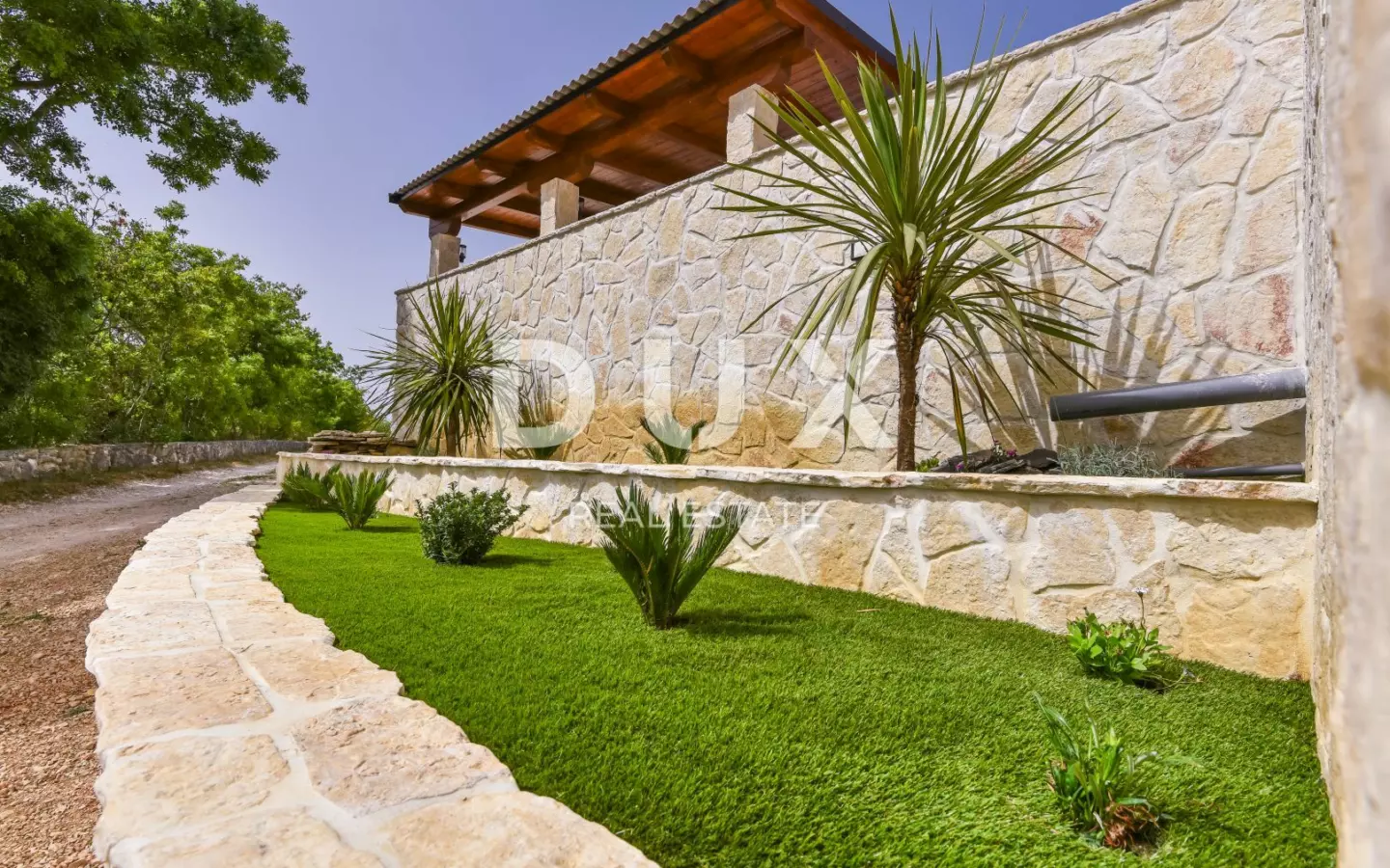 3-bedroom Villa In Pridraga, Croatia (138 M²)
