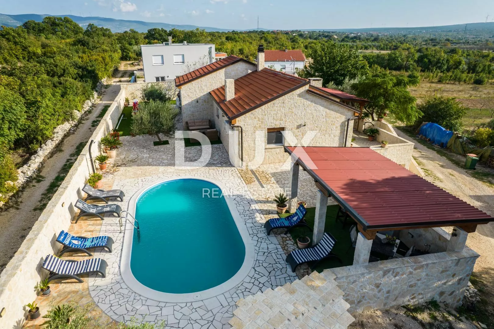 3-bedroom Villa In Pridraga, Croatia (138 M²)