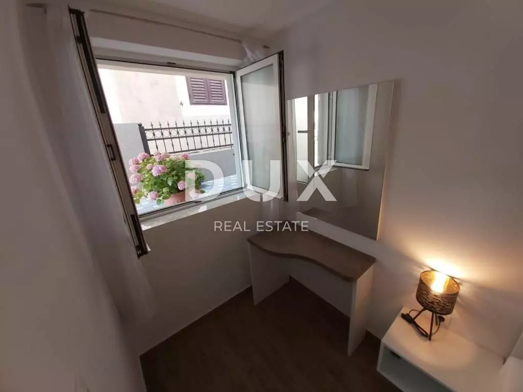 9-bedroom Detached House In Bibinje, Croatia (330 M²)