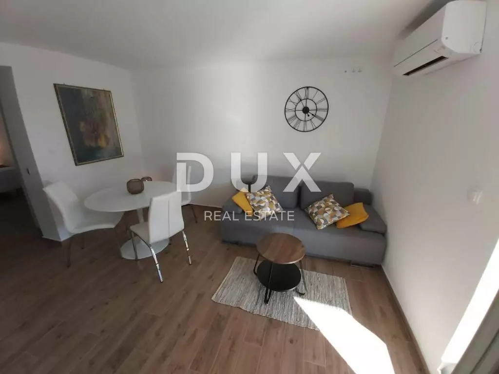 9-bedroom Detached House In Bibinje, Croatia (330 M²)