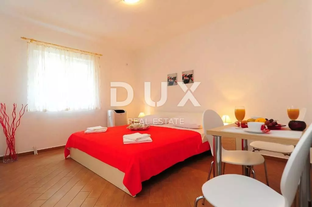 9-bedroom Detached House In Bibinje, Croatia (330 M²)