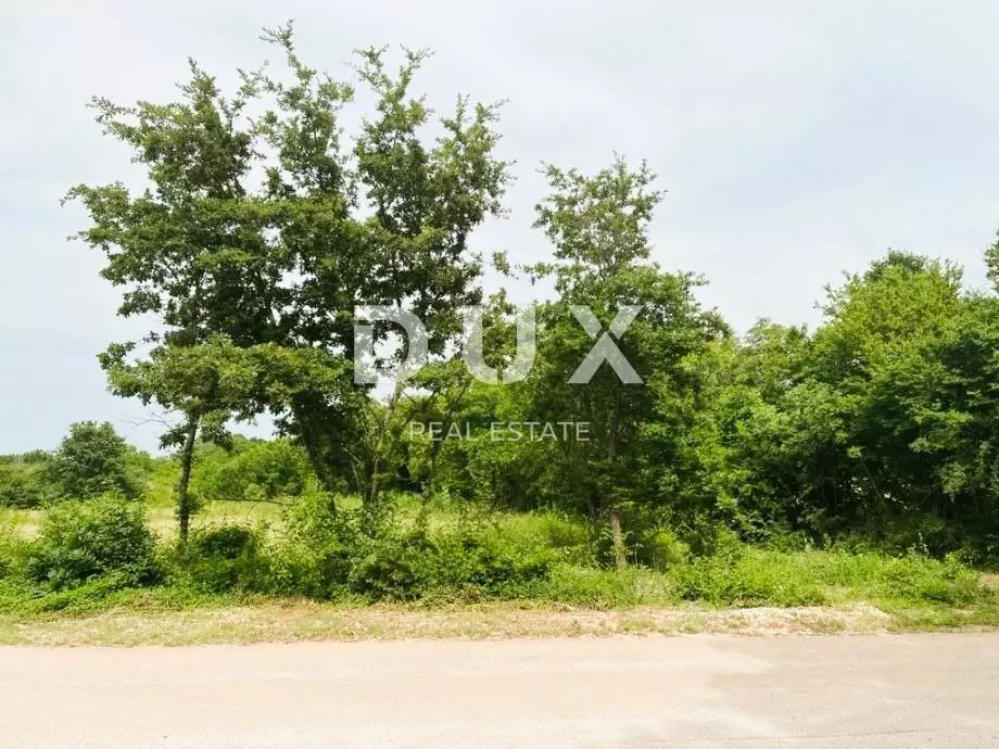 Land In Marčana, Croatia (653 M²)