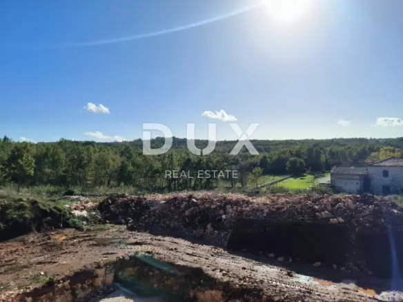 Land In Tinjan, Croatia (260 M²)