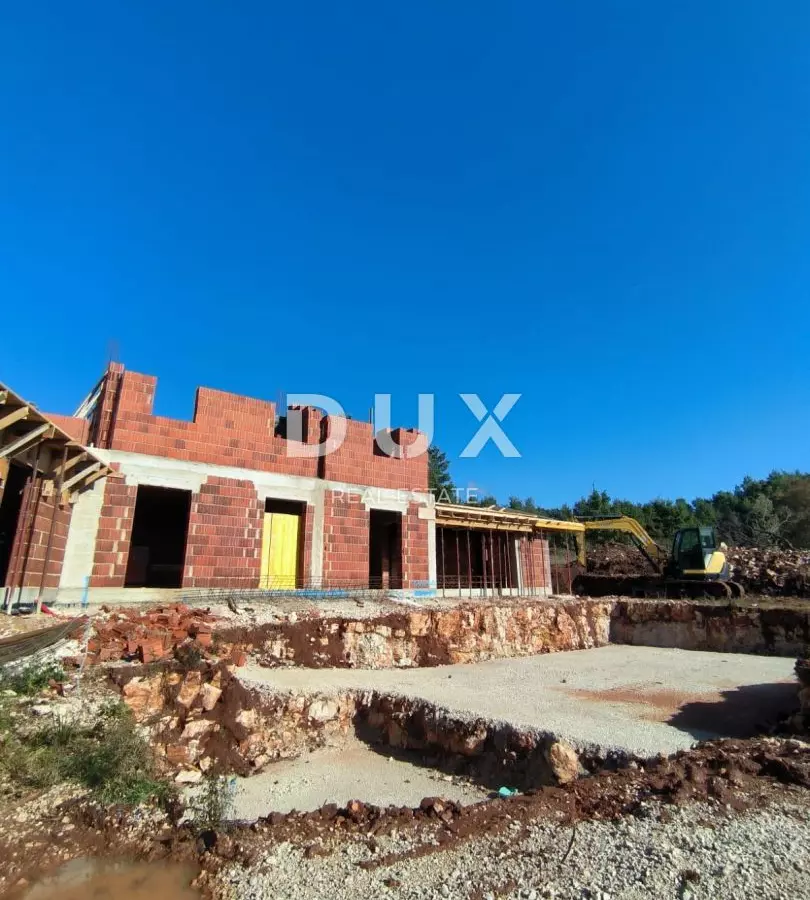 Land In Tinjan, Croatia (240 M²)