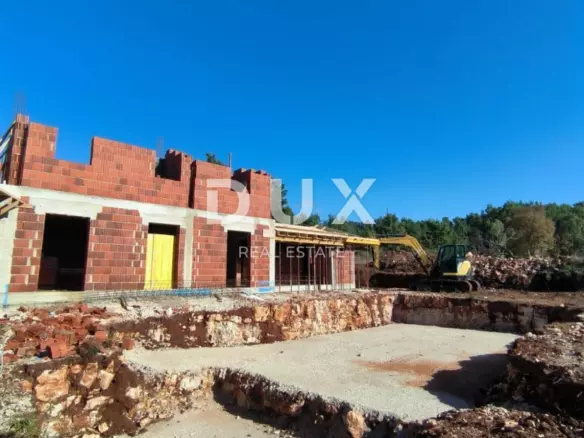 Land In Tinjan, Croatia (240 M²)