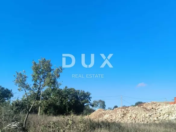Land In Tinjan, Croatia (240 M²)