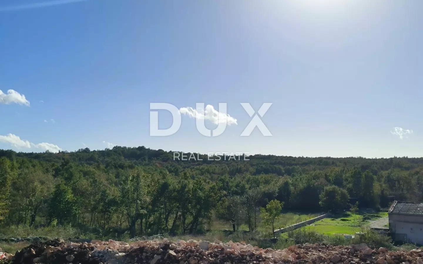 Land In Tinjan, Croatia (240 M²)