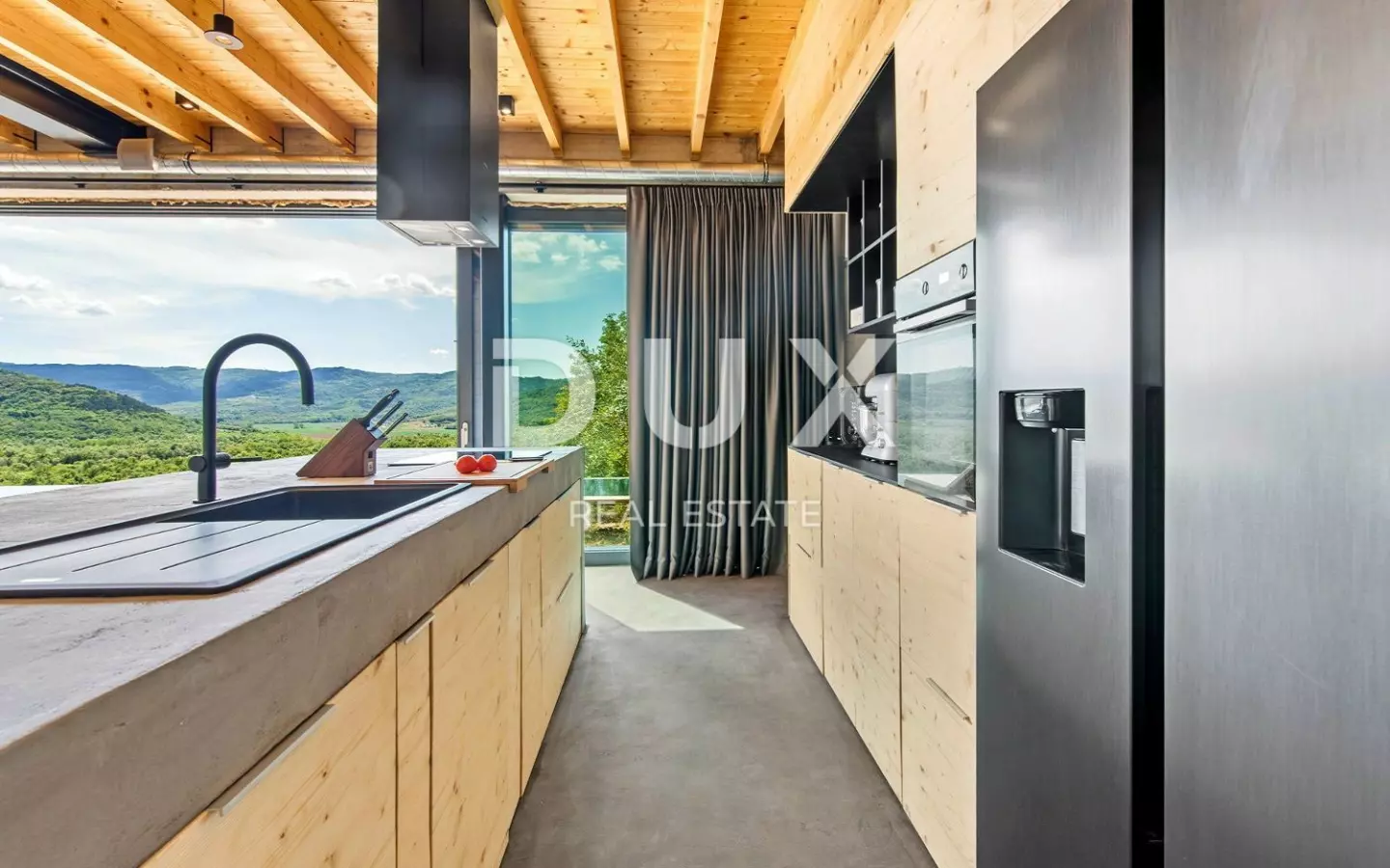 4-bedroom Villa In Motovun, Croatia (310 M²)