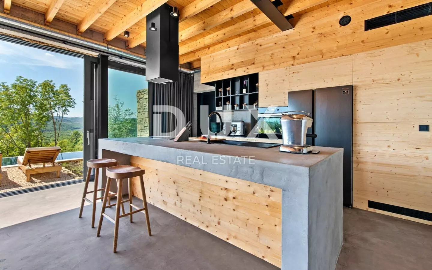 4-bedroom Villa In Motovun, Croatia (310 M²)