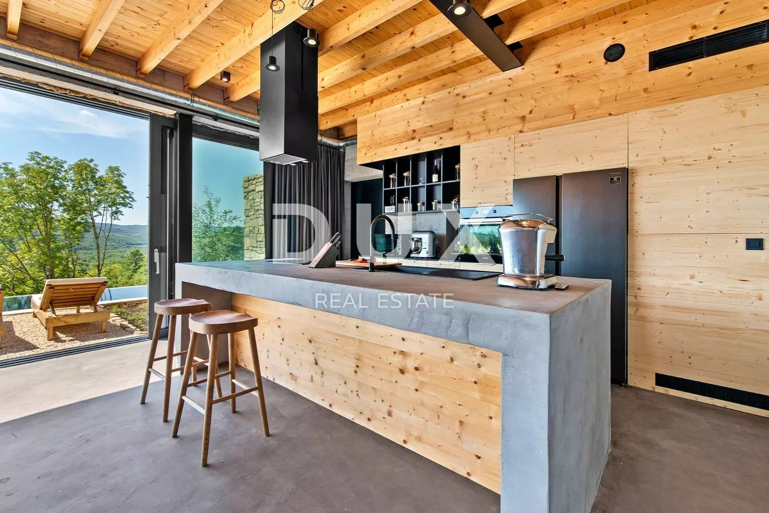 4-bedroom Villa In Motovun, Croatia (310 M²)