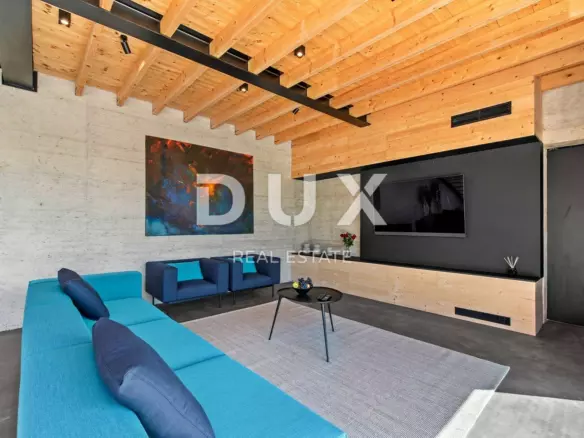 4-bedroom Villa In Motovun, Croatia (310 M²)