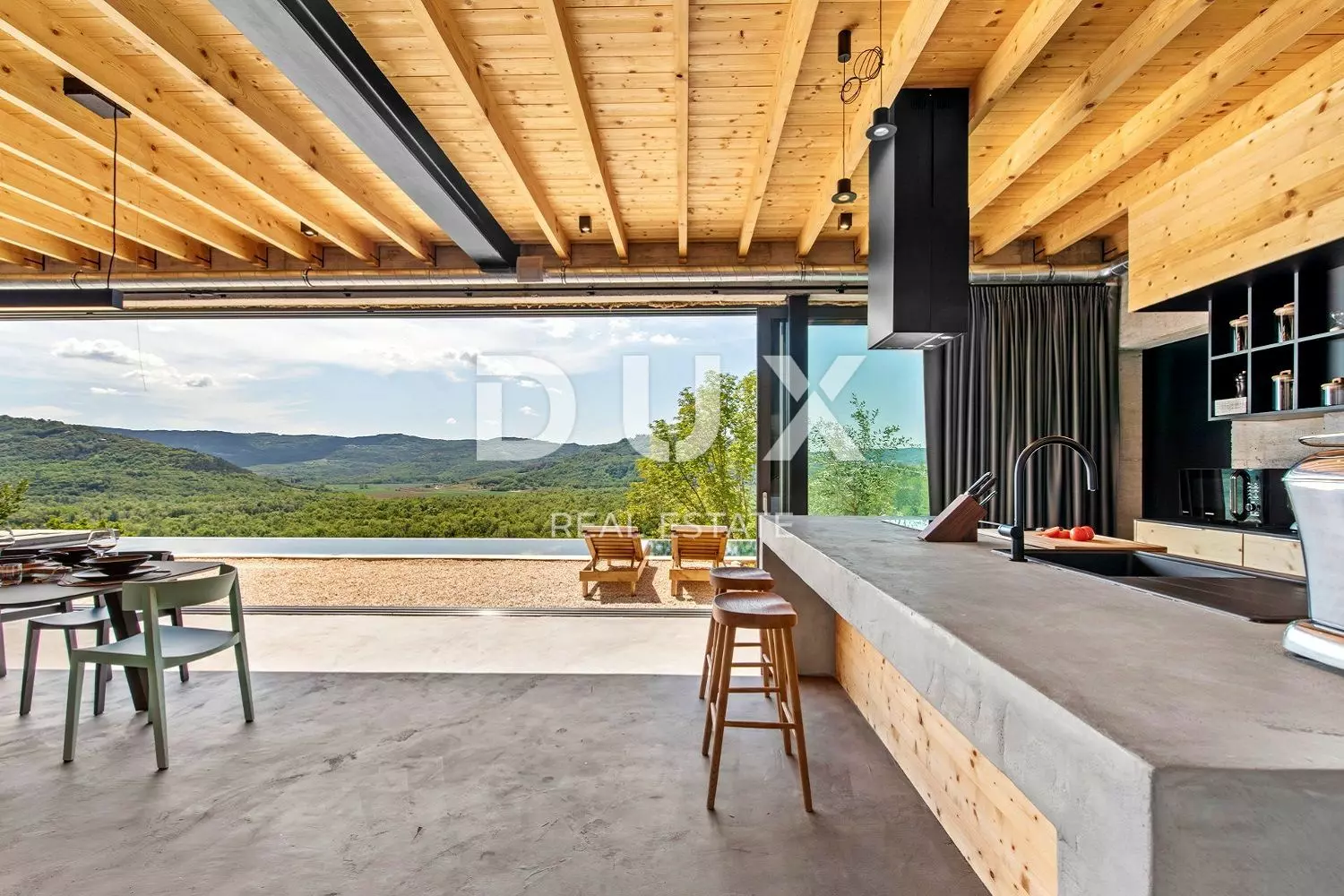 4-bedroom Villa In Motovun, Croatia (310 M²)
