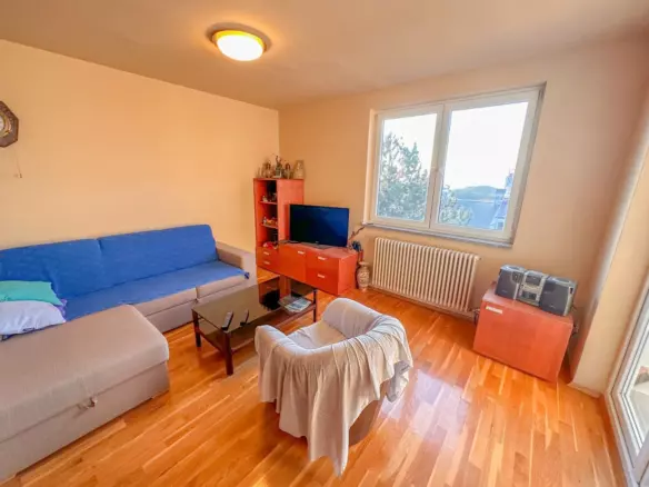 2-bedroom Apartment In Njivice, Croatia (76 M²)