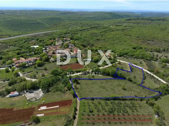 Land In Mrgani, Croatia (8.599 M²)